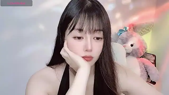 Snapshot of Lydia_170 chatting on June 18, 10:47 pm Lydia 170 online show from June 18, 10:47 pm