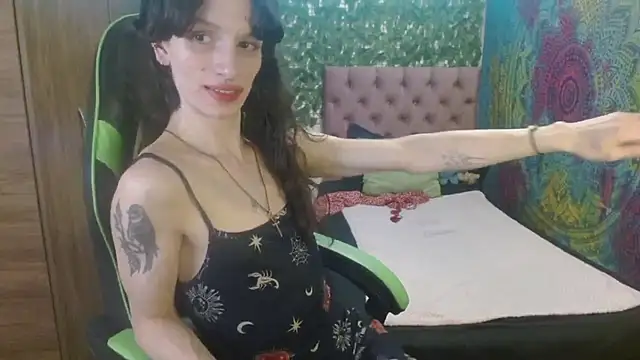 BurningVenus12 online show from July 4, 8:42 am