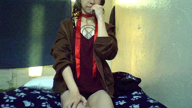 CELEna098rs707 online show from March 22, 7:06 pm