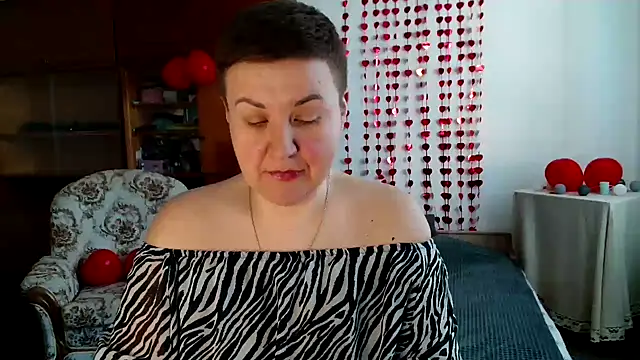 Annet1912 online show from February 18, 9:10 am