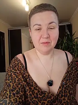 Snapshot of Annet1912 chatting on June 18, 9:14 am Annet1912 online show from June 18, 9:14 am