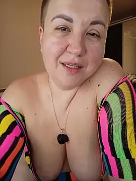 Snapshot of Annet1912 chatting on June 28, 9:59 am Annet1912 online show from June 28, 9:59 am