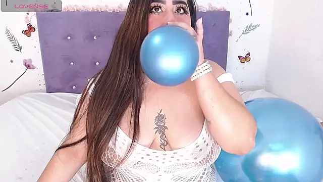 lin jayani online show from April 16, 10:23 pm