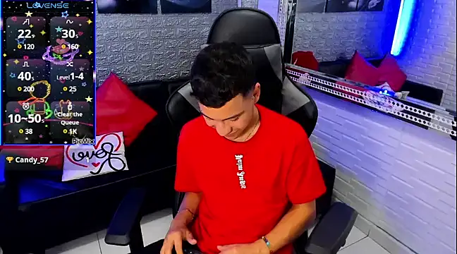 salvadorgomezx online show from January 4, 3:50 am