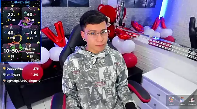 salvadorgomezx online show from February 15, 8:44 am