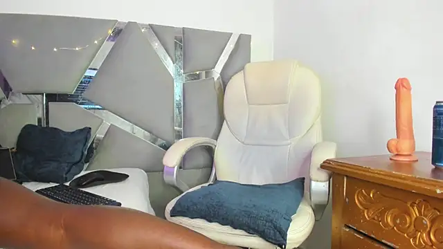 Arii xxx online show from February 16, 3:15 am