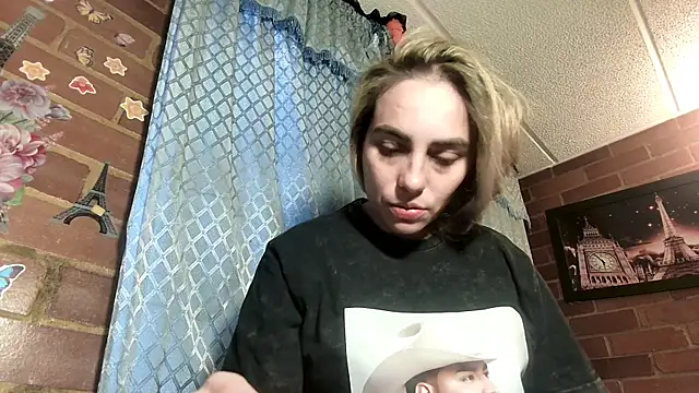 Snapshot of ValeriaLacrozee chatting on January 13, 9:20 pm ValeriaLacrozee online show from January 13, 9:20 pm