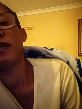 bustybillies online show from April 7, 3:51 am