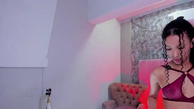 Snapshot of aliccecooper chatting on June 22, 10:56 am aliccecooper online show from June 22, 10:56 am