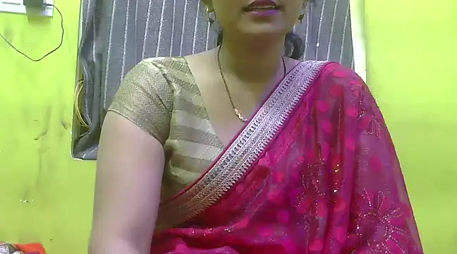 CUTYHINA 001 online show from December 4, 11:08 am