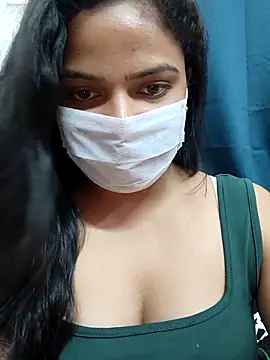 Snapshot of Myloveurvi chatting on April 25, 5:54 pm Myloveurvi online show from April 25, 5:54 pm