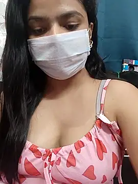 Snapshot of Myloveurvi chatting on June 29, 5:13 pm Myloveurvi online show from June 29, 5:13 pm