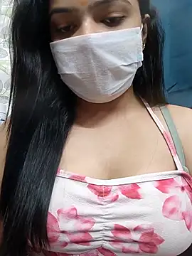 Snapshot of Myloveurvi chatting on July 12, 11:01 am Myloveurvi online show from July 12, 11:01 am
