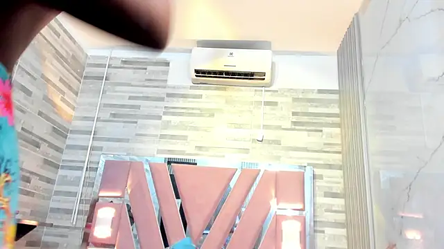 ebony march online show from November 29, 6:33 pm