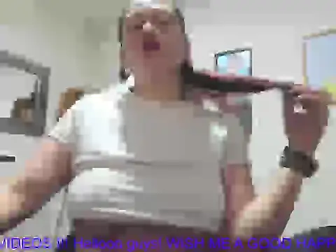 Snapshot of GoddessJessica_roger chatting on July 16, 5:02 am GoddessJessica roger online show from July 16, 5:02 am