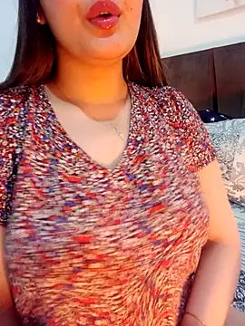Snapshot of im_here- chatting on April 6, 3:35 pm im here- online show from April 6, 3:35 pm
