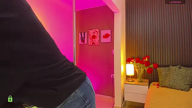 natasha  jackson online show from March 13, 12:01 pm