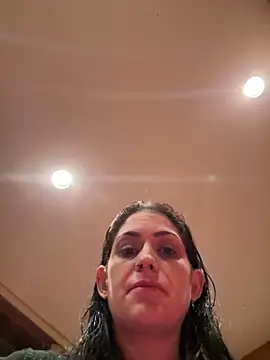 Snapshot of CjNDee_honeyNivory chatting on March 1, 6:13 am CjNDee honeyNivory online show from March 1, 6:13 am