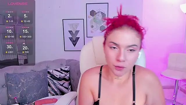 kendaall jenner  online show from March 4, 7:30 am