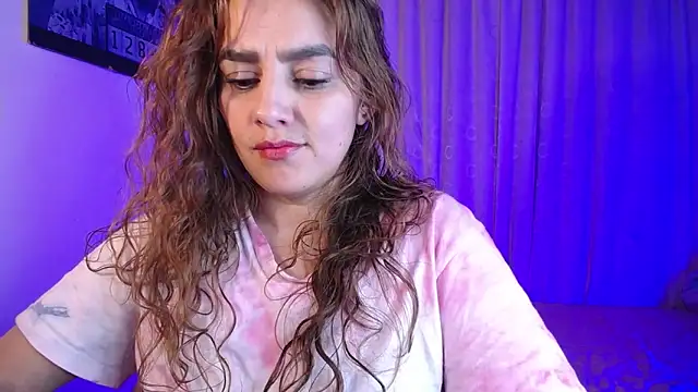 Lu perez online show from March 18, 5:10 am