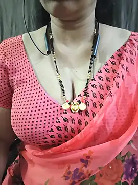 Snapshot of bhuvana555 chatting on June 30, 5:36 pm bhuvana555 online show from June 30, 5:36 pm