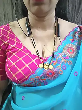 Snapshot of bhuvana555 chatting on July 2, 5:13 am bhuvana555 online show from July 2, 5:13 am