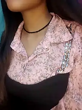 Snapshot of Sreya213 chatting on January 3, 7:18 pm Sreya213 online show from January 3, 7:18 pm