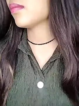 Snapshot of Sreya213 chatting on January 29, 8:04 pm Sreya213 online show from January 29, 8:04 pm