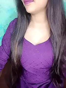 Snapshot of Sreya213 chatting on October 18, 3:42 am Sreya213 online show from October 18, 3:42 am