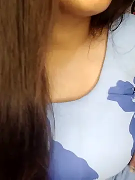 Sreya213 online show from April 16, 2:40 pm