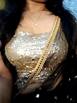 Snapshot of Rina777o chatting on October 18, 9:21 am Rina777o online show from October 18, 9:21 am