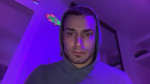 hot shot 13 online show from November 6, 3:40 am