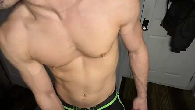 hot shot 13 online show from March 6, 11:12 pm