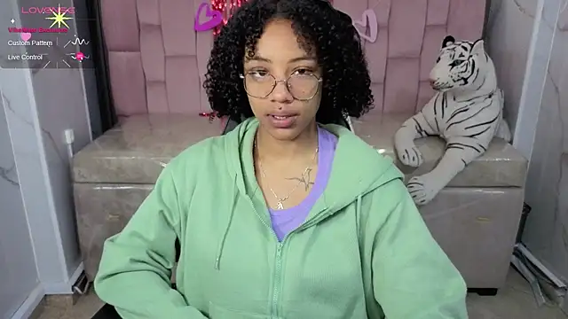 Violeth b online show from February 26, 12:48 pm