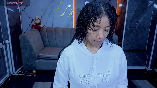 Violeth b online show from April 17, 12:52 pm