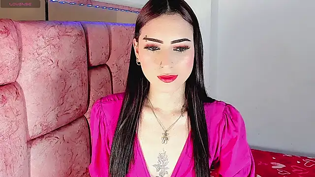 Snapshot of JessieAfrodita chatting on May 18, 8:25 pm JessieAfrodita online show from May 18, 8:25 pm