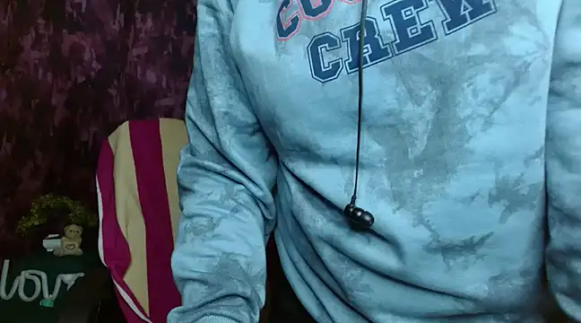 Snapshot of Naughty_Ayesha1 chatting on December 20, 2:41 am Naughty Ayesha1 online show from December 20, 2:41 am