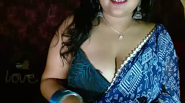 Snapshot of Naughty_Ayesha1 chatting on January 23, 6:28 am Naughty Ayesha1 online show from January 23, 6:28 am