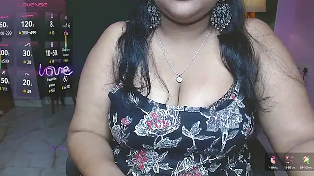 Snapshot of Naughty_Ayesha1 chatting on October 12, 6:34 am Naughty Ayesha1 online show from October 12, 6:34 am