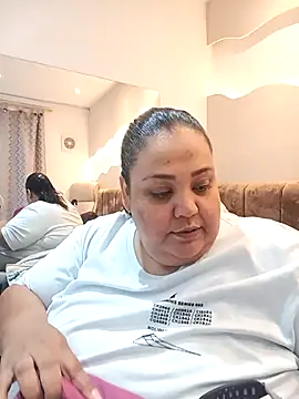 Snapshot of Alisson_am chatting on May 3, 6:25 pm Alisson am online show from May 3, 6:25 pm