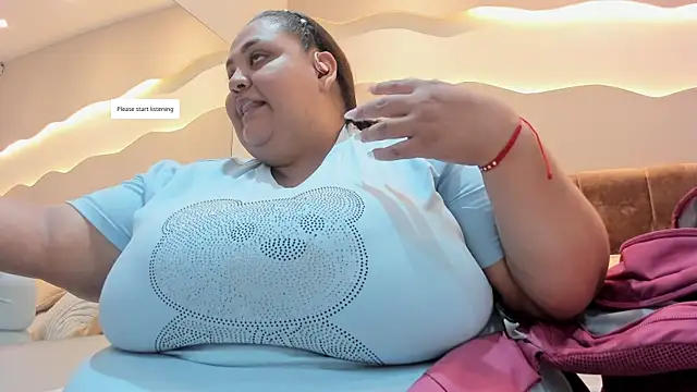 Snapshot of Alisson_am chatting on June 5, 5:29 pm Alisson am online show from June 5, 5:29 pm