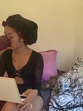 Marielasanchez online show from February 25, 6:20 pm