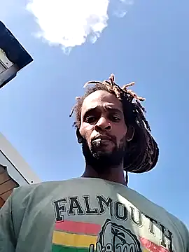 Snapshot of gwadaa9 chatting on January 11, 6:01 pm gwadaa9 online show from January 11, 6:01 pm