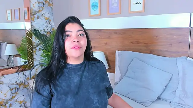 EmaBakker online show from February 24, 6:33 am