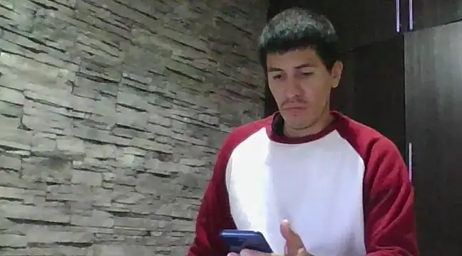 Snapshot of Sexylatin64 chatting on February 9, 1:44 am Sexylatin64 online show from February 9, 1:44 am