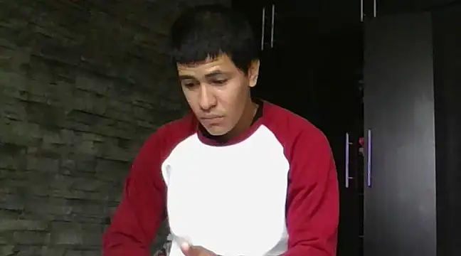 Snapshot of Sexylatin64 chatting on February 10, 12:18 pm Sexylatin64 online show from February 10, 12:18 pm