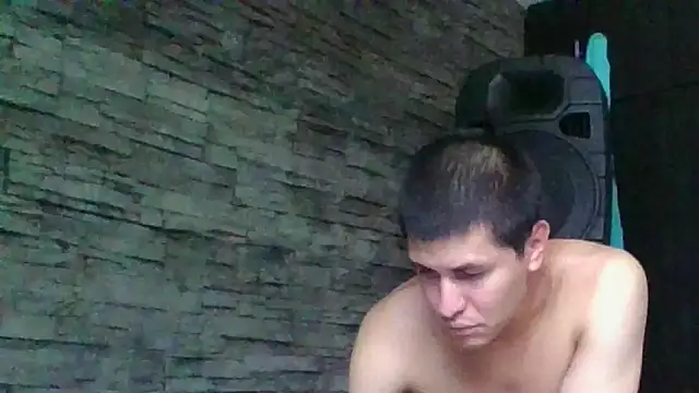 Snapshot of Sexylatin64 chatting on October 20, 8:42 pm Sexylatin64 online show from October 20, 8:42 pm