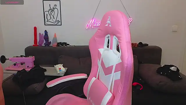 Milas Dreams online show from October 23, 6:45 am