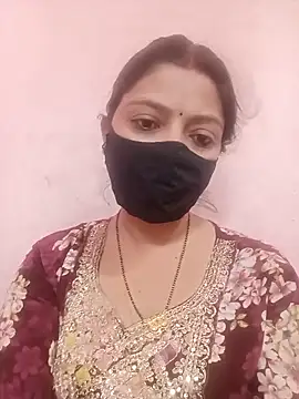 Snapshot of Mahi_Baby25 chatting on May 17, 8:23 am Mahi Baby25 online show from May 17, 8:23 am