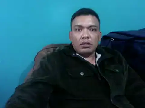 Snapshot of TUMORENO1 chatting on January 7, 10:52 pm TUMORENO1 online show from January 7, 10:52 pm